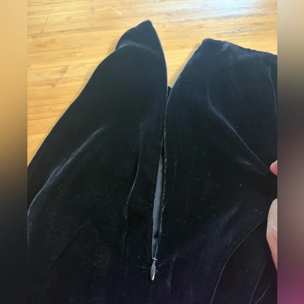 GUC Halpern- Flare Cut Velvet Pants. Size US 4 - Picture 9 of 11